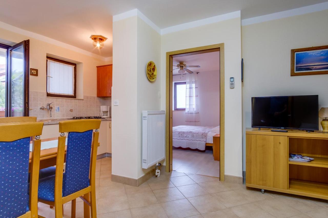 Apartments Anci Mali Lošinj Extérieur photo