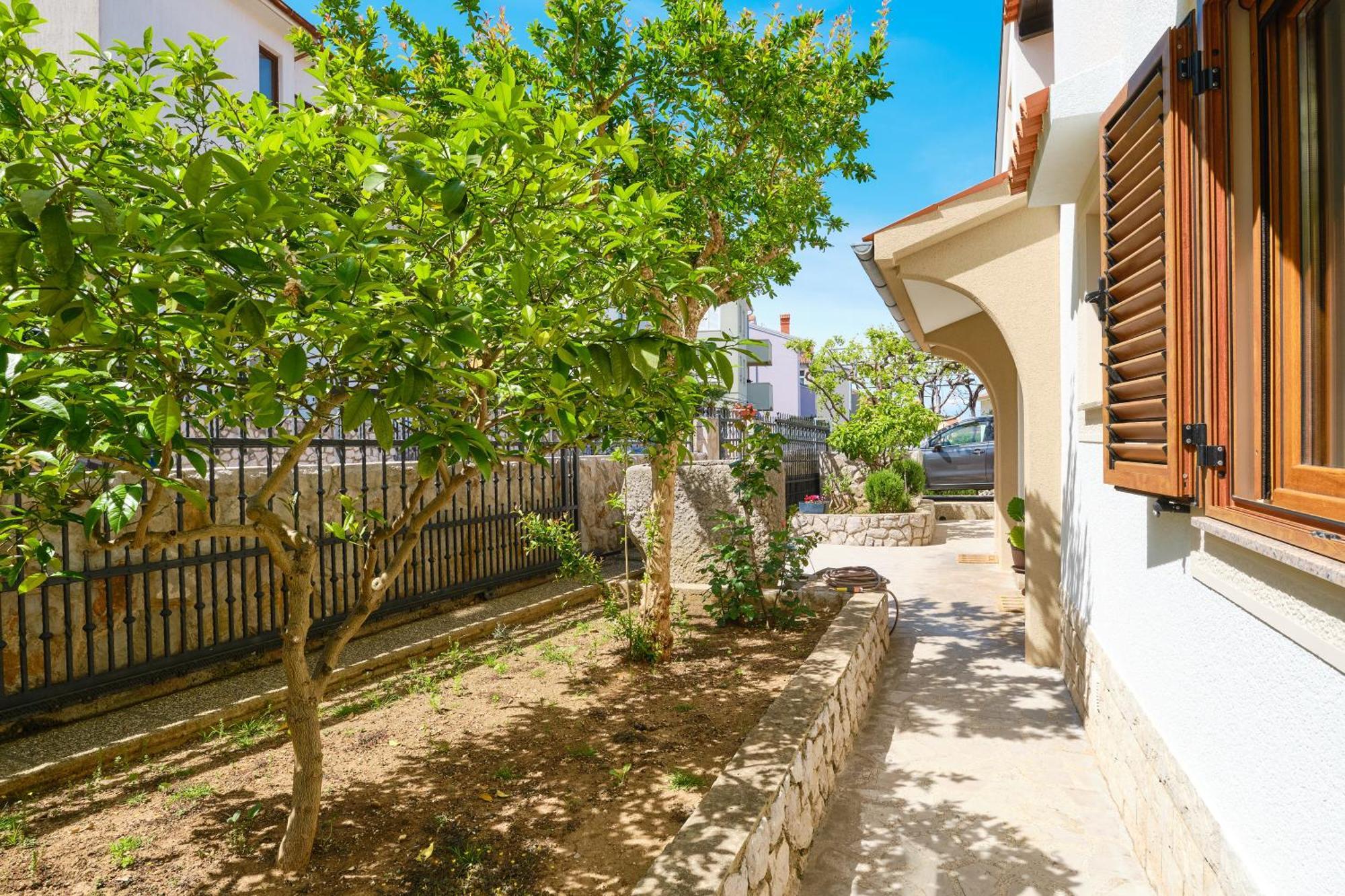 Apartments Anci Mali Lošinj Extérieur photo